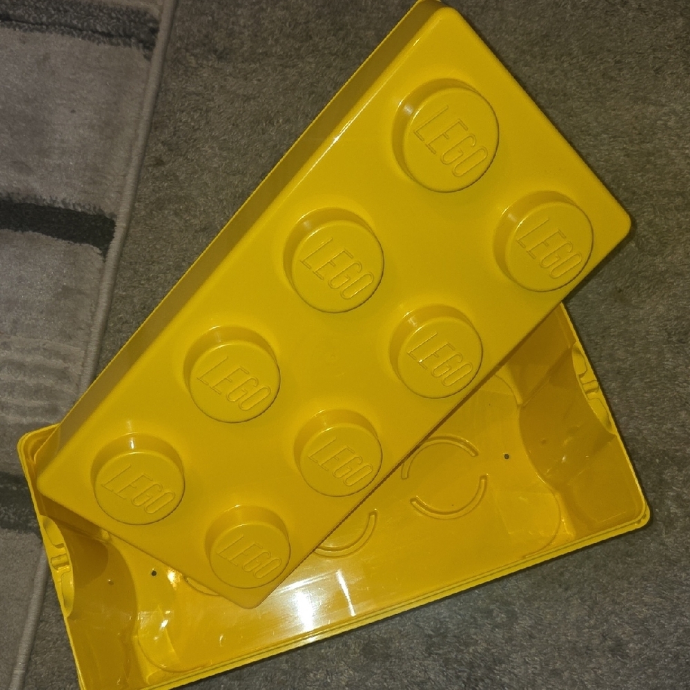 LEGO Yellow Storage Box - Picture 4 of 5